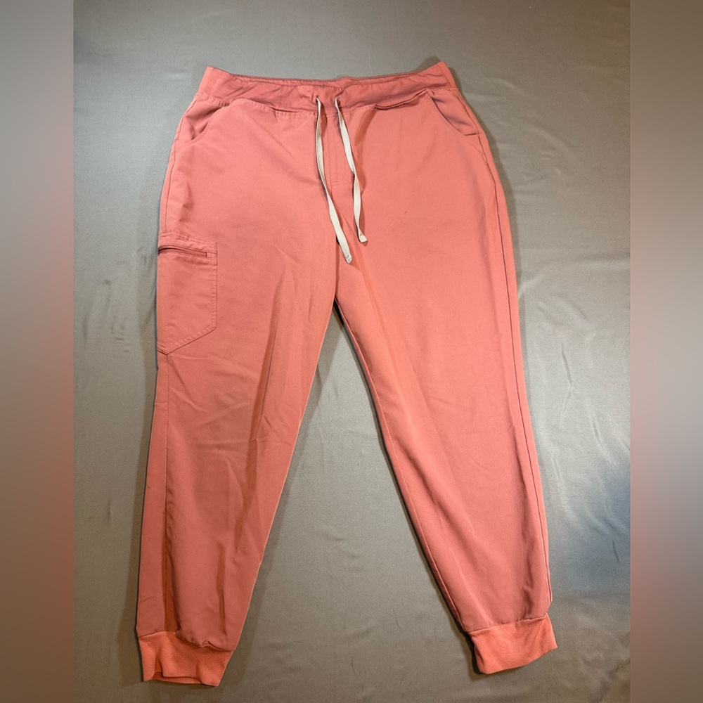 Figs Women's Dusty Rose Joggers with Drawstring